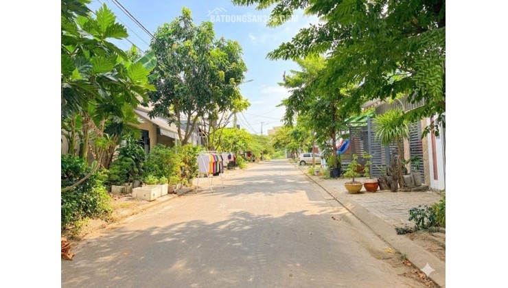 BÁN ĐẤT BÀU MẠC 20 – Kẹp lối thoát hiểm 1m - ĐỐI DIỆN CÔNG VIÊN